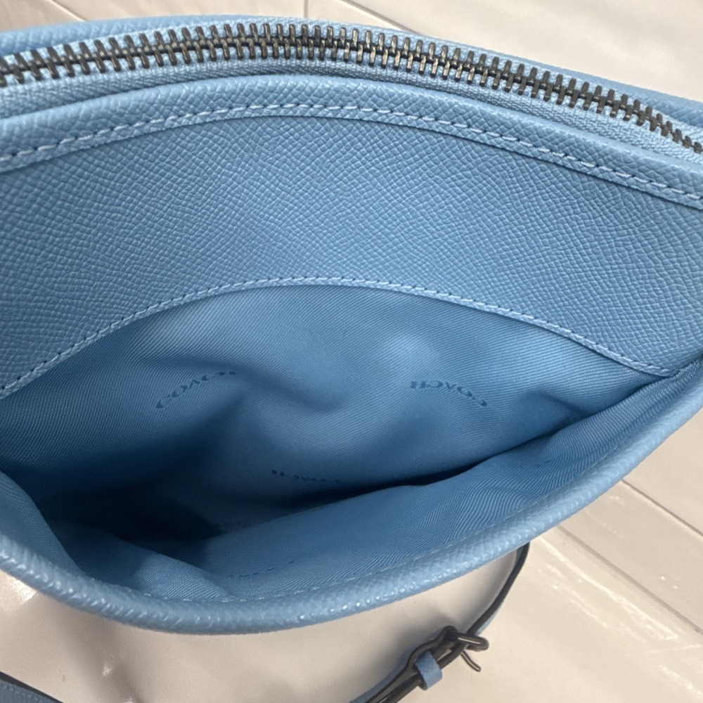 COACH Kitt Messenger Crossbody Bag Blue Crossgrain Leather Shoulder Purse CLEAN! - Picture 7 of 16